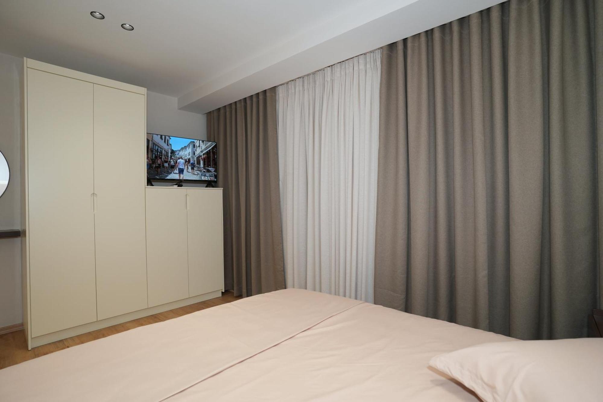 Rs Skendo Apartments Gjirokastër Buitenkant foto