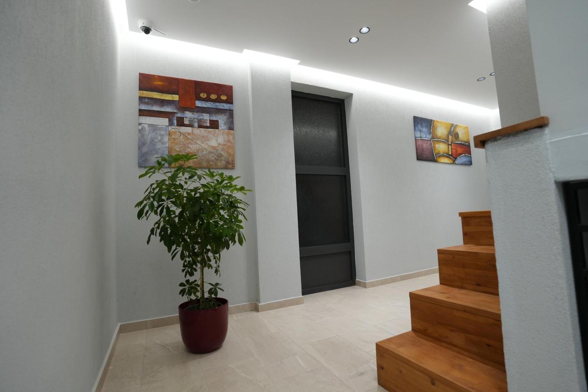 Rs Skendo Apartments Gjirokastër Buitenkant foto